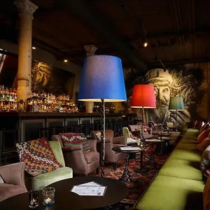 4* Hotell 25hours Altes Hafenamt