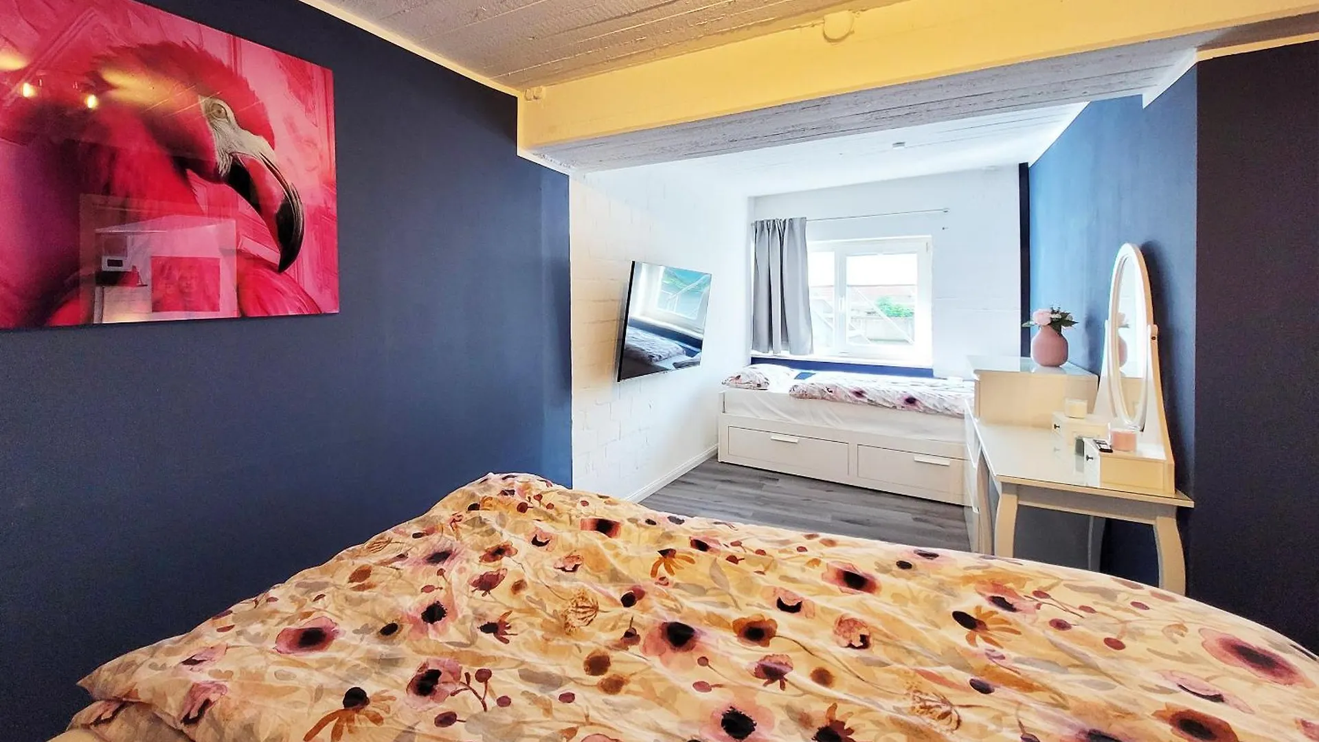 Exklusives Hafen-Appartement Mit Whirlpool, Mit Wasserblick, City-Nah & Eigenem Parkplatz Hamburg Germany