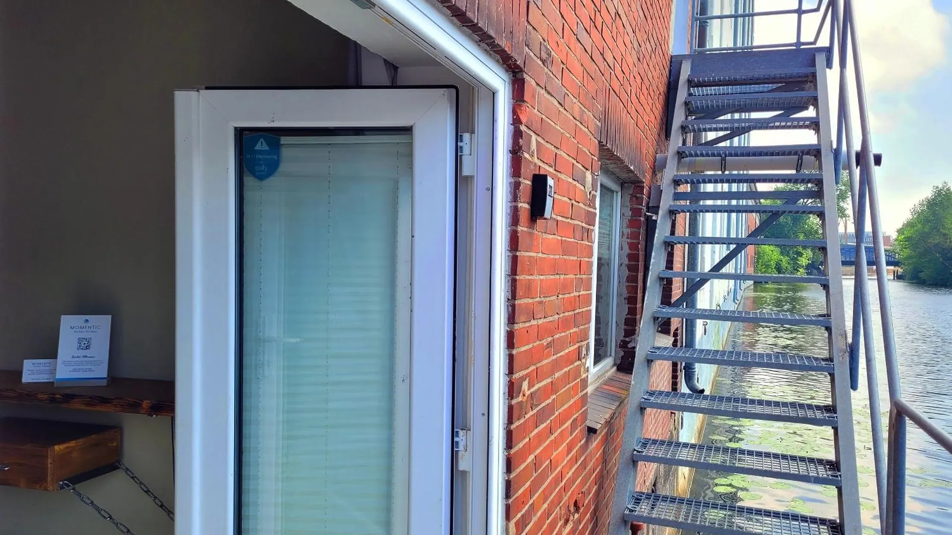 Exklusives Hafen-Appartement Mit Whirlpool, Mit Wasserblick, City-Nah & Eigenem Parkplatz Hamburg Apartment